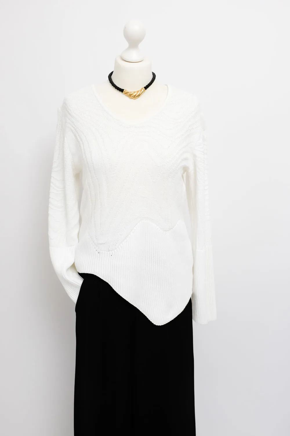 CARLO COLUCCI WHITE WAVE SUMMER SWEATER