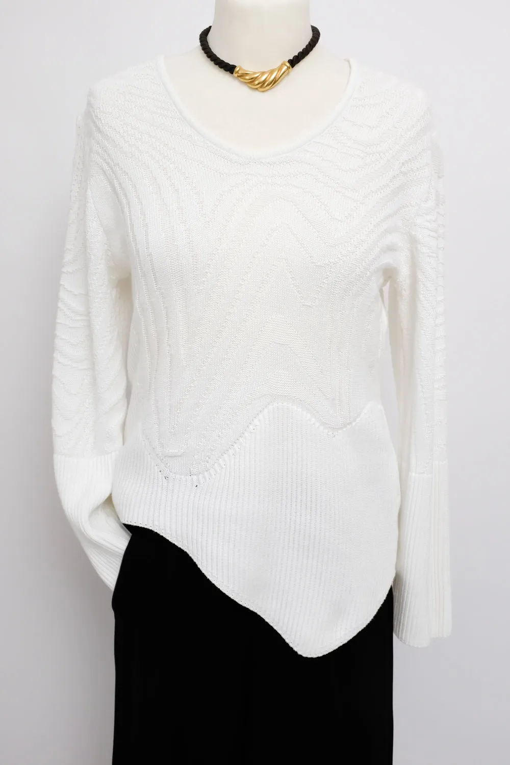 CARLO COLUCCI WHITE WAVE SUMMER SWEATER